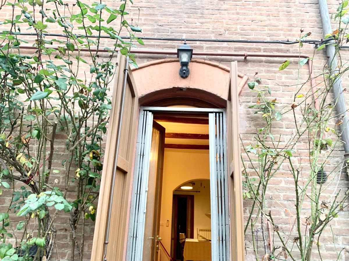ボローニャCasina Delle Roseアパートメント エクステリア 写真